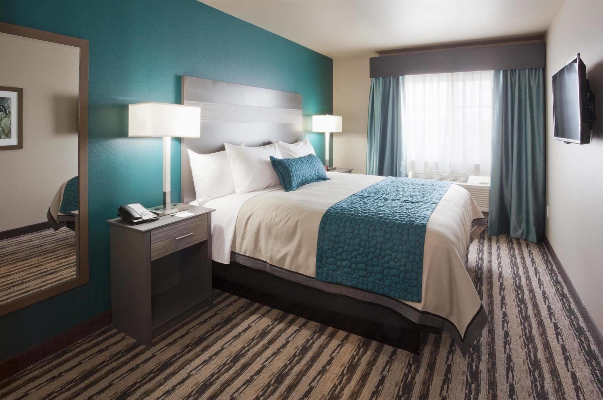 Grandstay Hotel & Suites Valley City Bagian luar foto