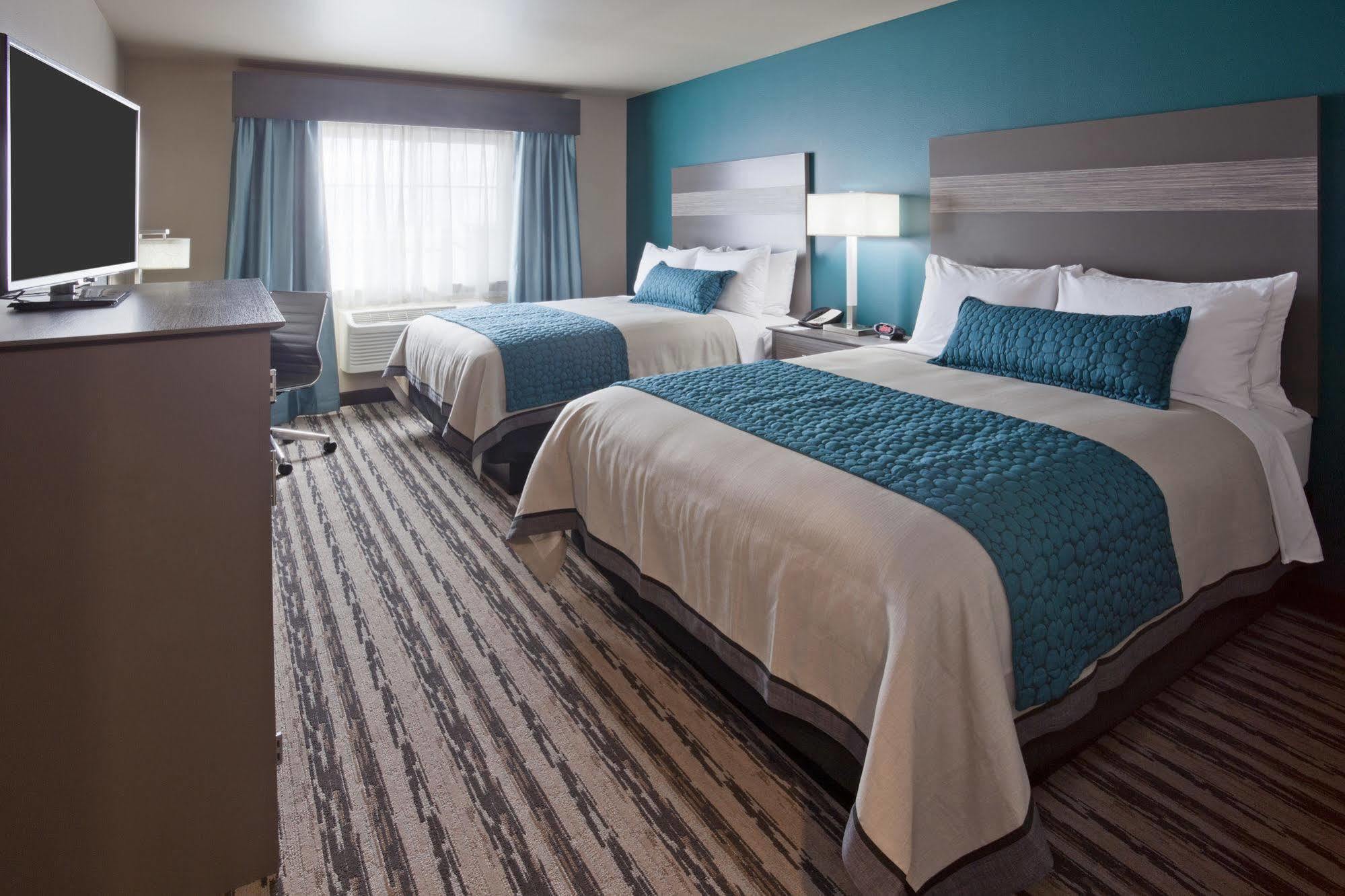 Grandstay Hotel & Suites Valley City Bagian luar foto